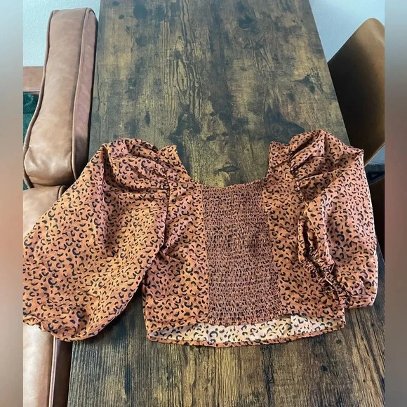 Levi’s KAILA PUFF SLEEVE BLOUSE - Picture 11 of 11